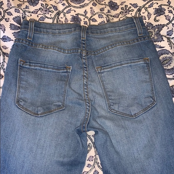 Soft Ripped Jeans - Picture 5 of 5